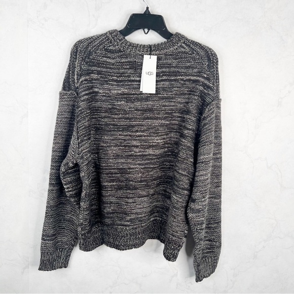 [UGG] Textured Gray Mesh Sweater - Picture 2 of 2